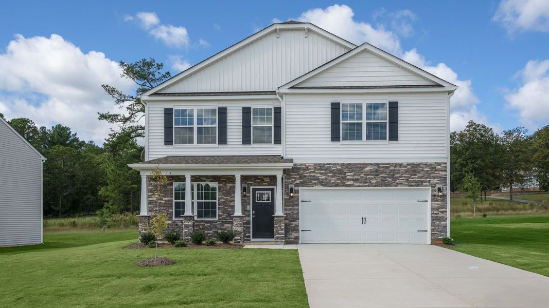Front exterior of a home in the Collinswood community, located in Aberdeen, NC (Image 15).