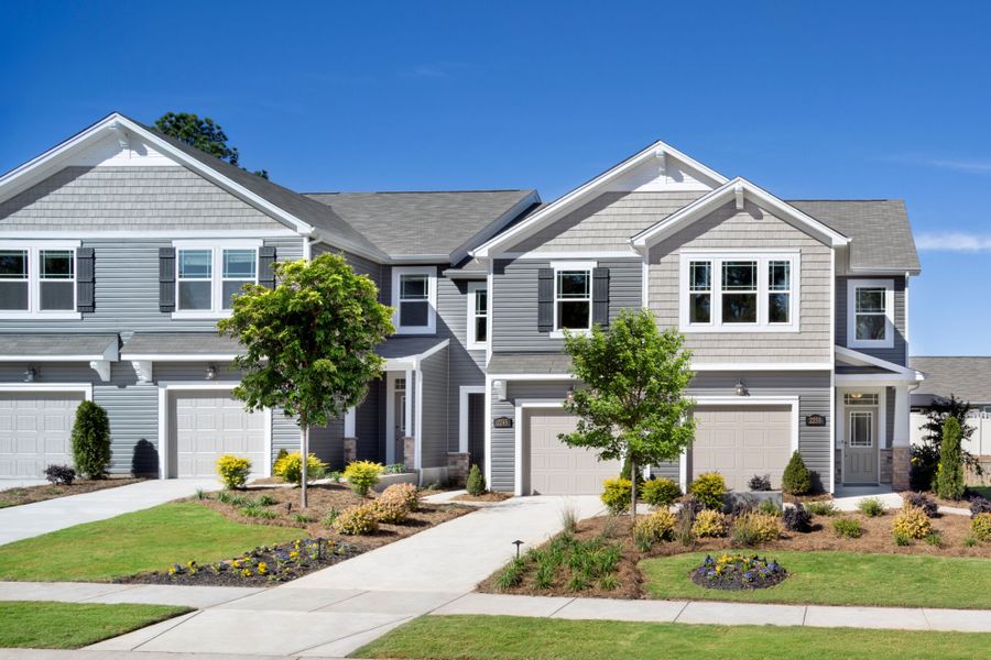 Front exterior of a home in the Hedgecliff Townes community, located in Kannapolis, NC (Image 4).