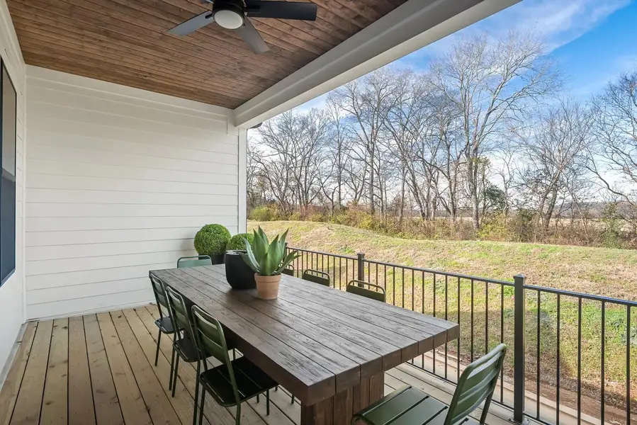 The Neilson B Outdoor Living Area