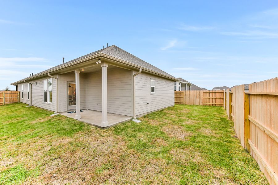 Aldeana  - Rosharon, TX - DSLD Homes - Model Home - Eastover II T