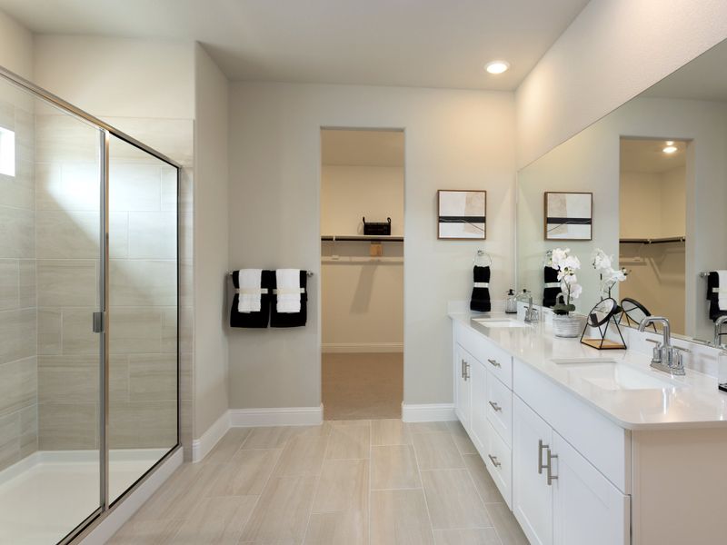 The Bexar primary bathroom featured at Anna Ranch.