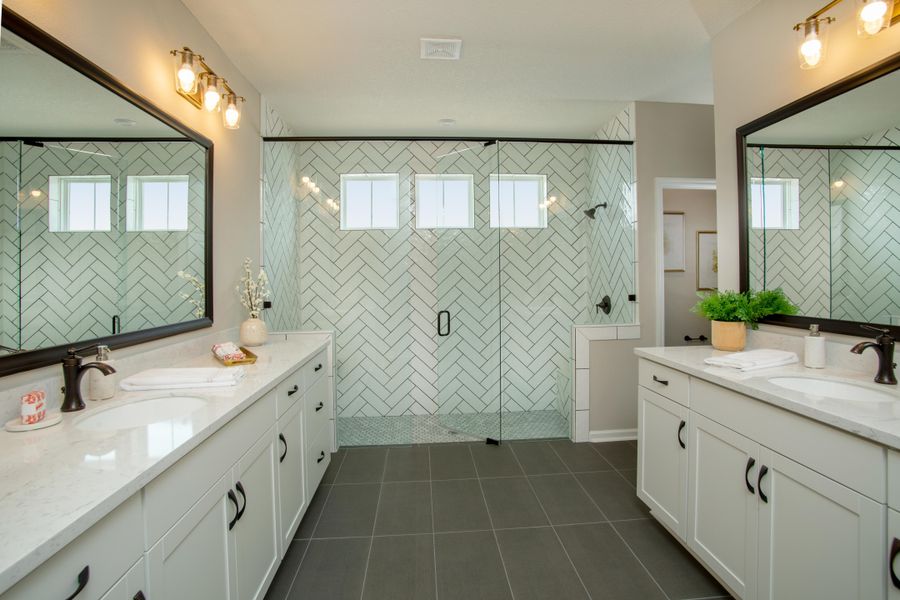 Image 12 of the Oakland Hills at Eagle Landing community in Middleburg, FL.