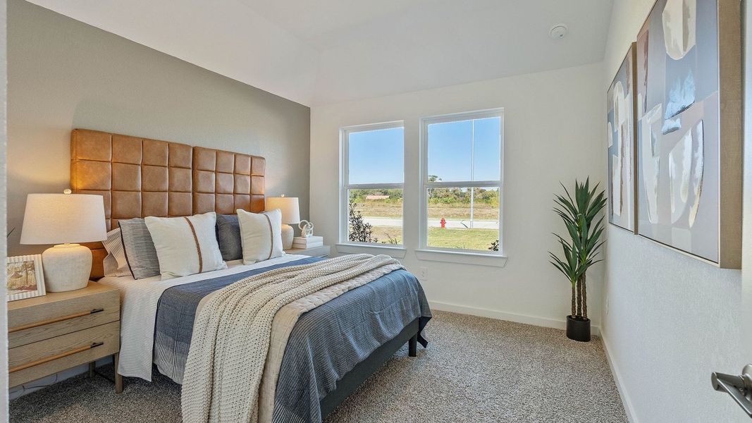 Furnished interior in a model home at Riverside Estates in Baytown (Image 33).