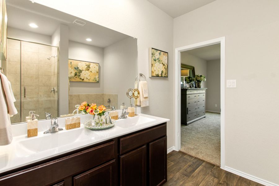 Image 20 of the Springfield Estates community in Baytown, TX.