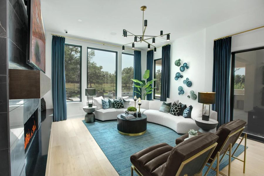 The Lynmar II Family Room The Lynmar II Family Room