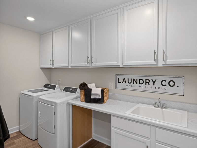 Furnished interior in a model home at Wellers Knoll in Lillington (Image 31).