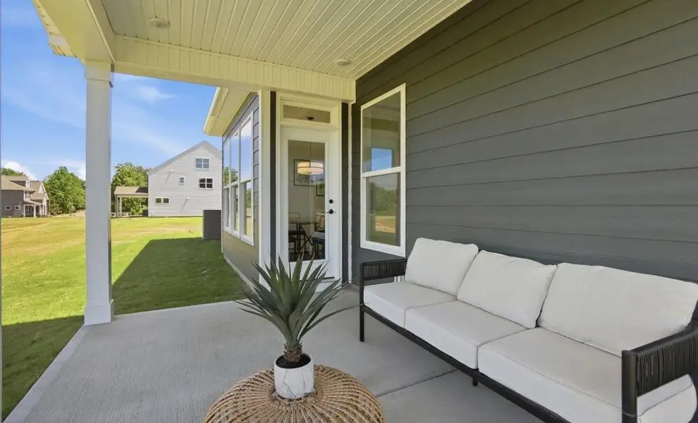 Exterior details of a home in Chasewood, Charlotte (Image 4). Exterior details of a home in Chasewood, Charlotte (Image 4).