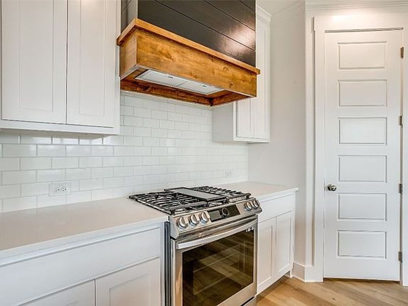 Image 16 of the Wildcat Ridge community in Godley, TX.