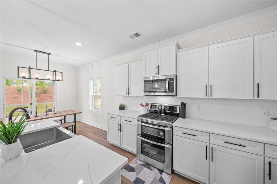 Crestfall II Kitchen Crestfall II Kitchen