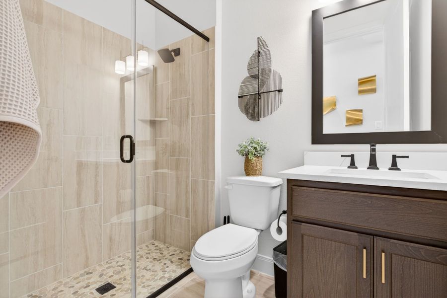 Furnished interior in a model home at Wildflower Ranch in Fort Worth (Image 9).