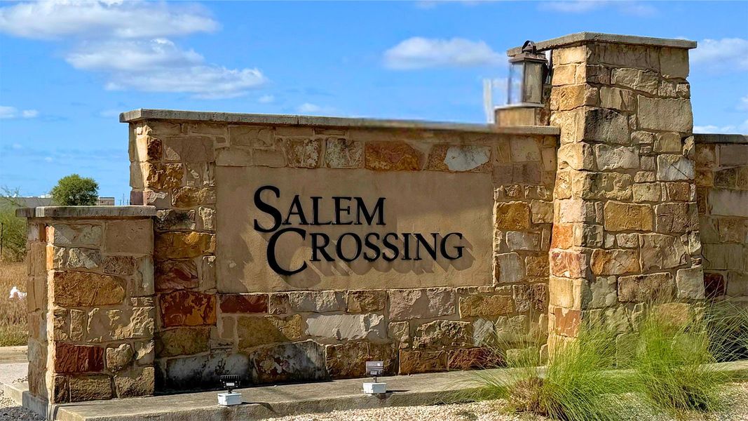 Entrance to the Salem Crossing community in Victoria, TX, featuring signage and landscaping (Image 1).