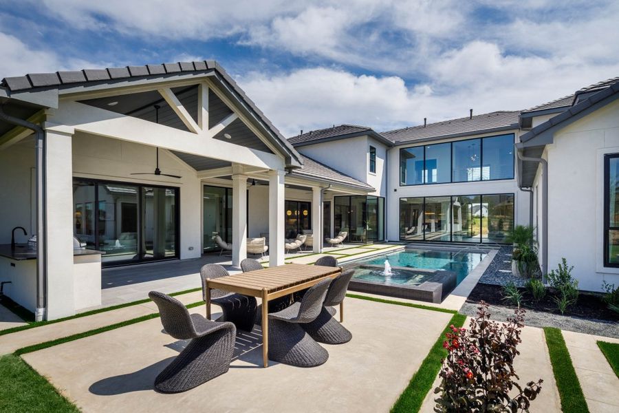 Exterior details of a home in Windsong Ranch, Prosper (Image 25).