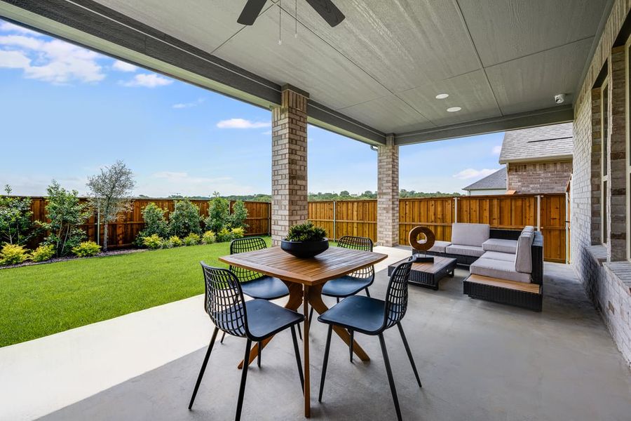 Exterior details of a home in Cross Creek Meadows 55s, Celina (Image 17).