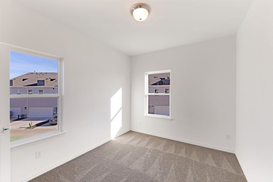 Image 40 of the Legends Crossing - Bungalows community in Irving, TX.