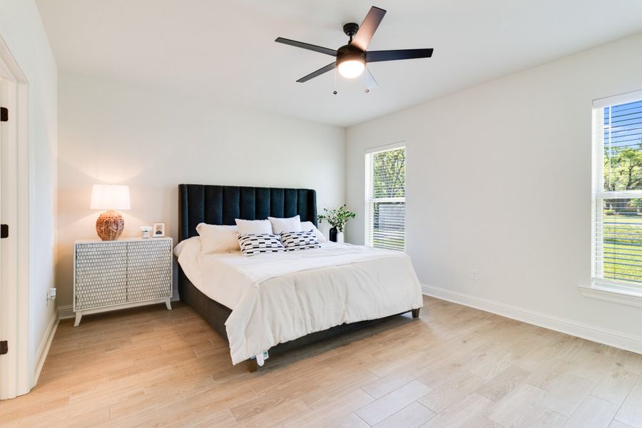 Furnished interior in a model home at Cardinal Estates in Bridge City (Image 10). Furnished interior in a model home at Cardinal Estates in Bridge City (Image 10).