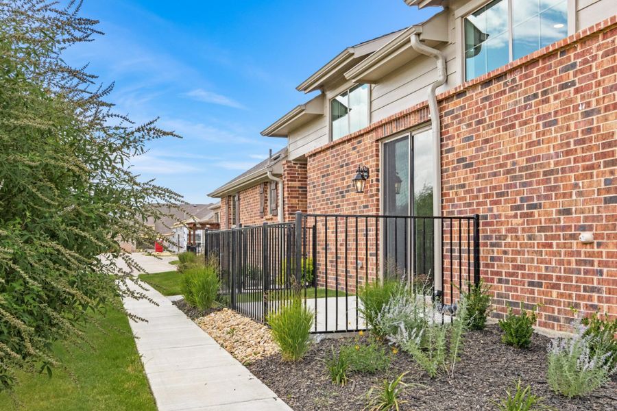 Mira Lagos Villas,75054