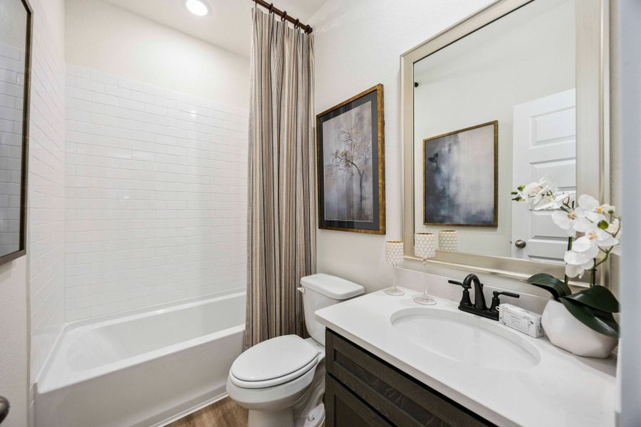 Blue Heron Estates Model Home - Arlington Floorplan - Secondary Bathroom Blue Heron Estates Model Home - Arlington Floorplan - Secondary Bathroom