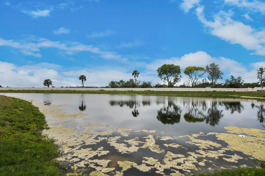 Image 36 of the Rosecrest community in Sanford, FL.