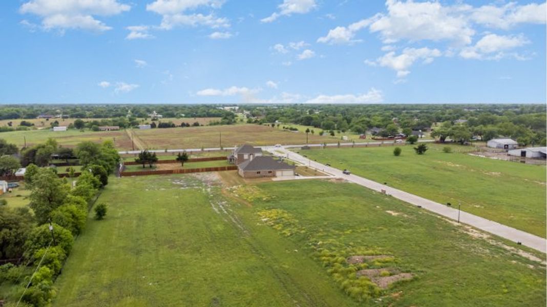 Image 34 of the Crystal Lake Estates community in Red Oak, TX. Image 34 of the Crystal Lake Estates community in Red Oak, TX.