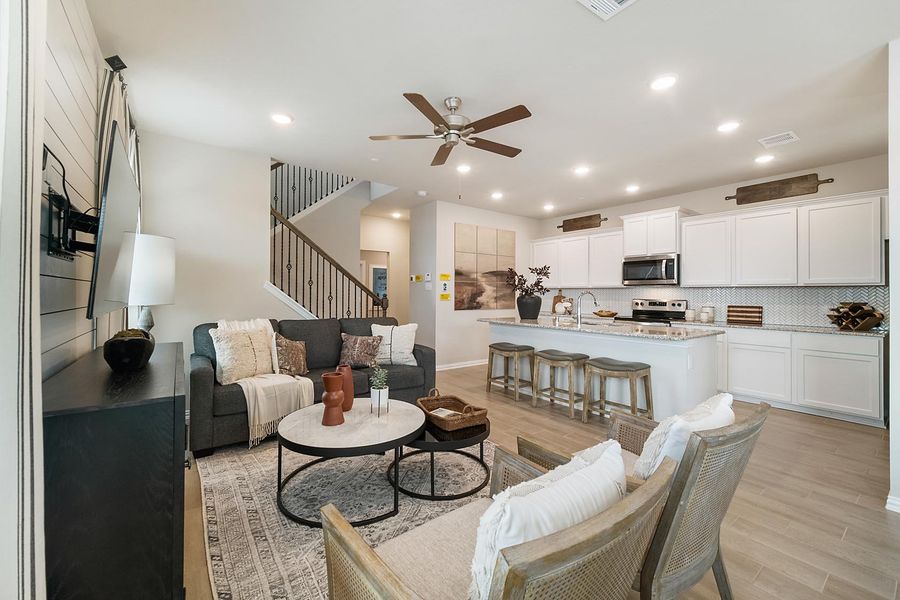 Furnished interior in a model home at Seven Oaks Townhomes in Tomball (Image 5).