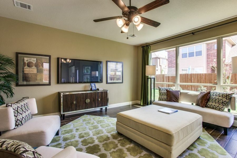 Image 5 of the Rosemary Ridge community in Crowley, TX.