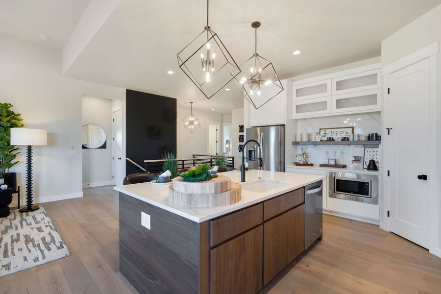 Kinston Centerra,80538 Kinston Centerra,80538