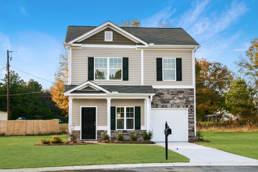 Front exterior of a home in the Stonebridge North community, located in Macon, GA (Image 7).