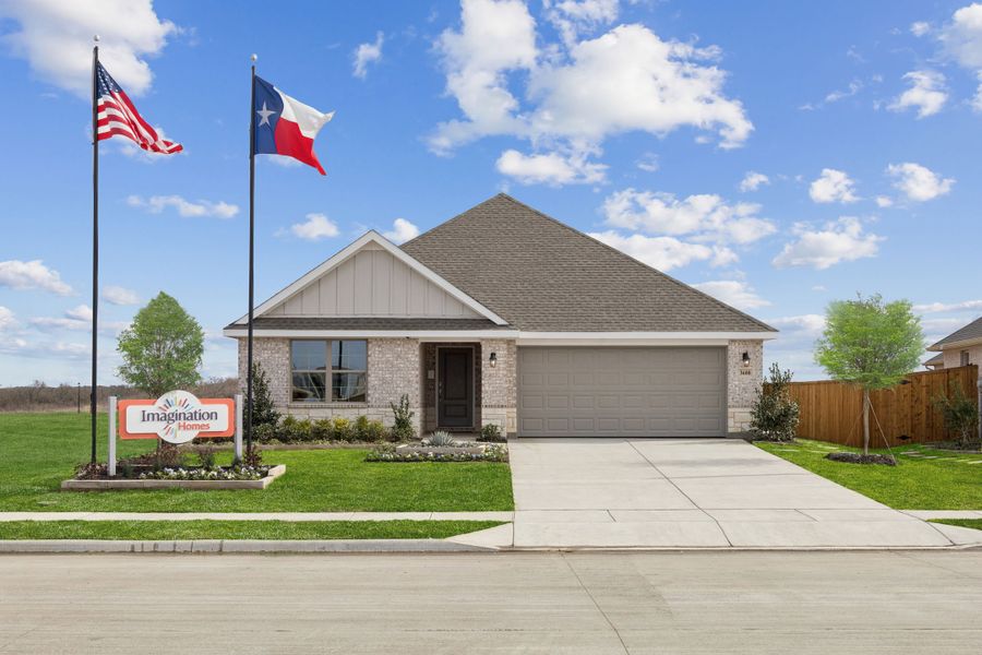 Front exterior of a home in the Sunterra Lakes community, located in Brookshire, TX (Image 2). Front exterior of a home in the Sunterra Lakes community, located in Brookshire, TX (Image 2).