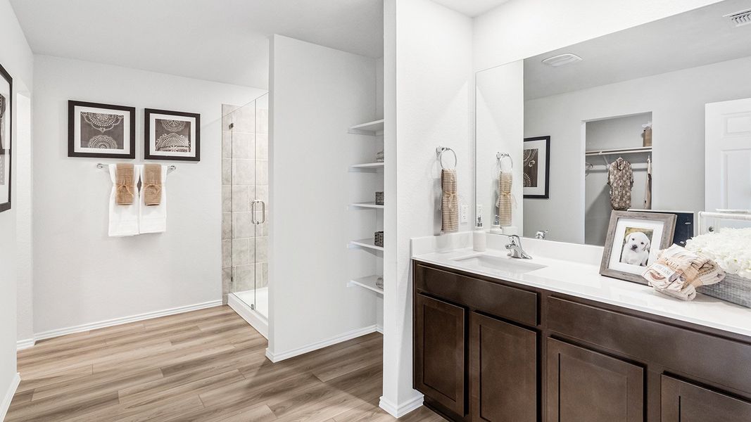 Furnished interior in a model home at Mitchell Farm in Killeen (Image 15).