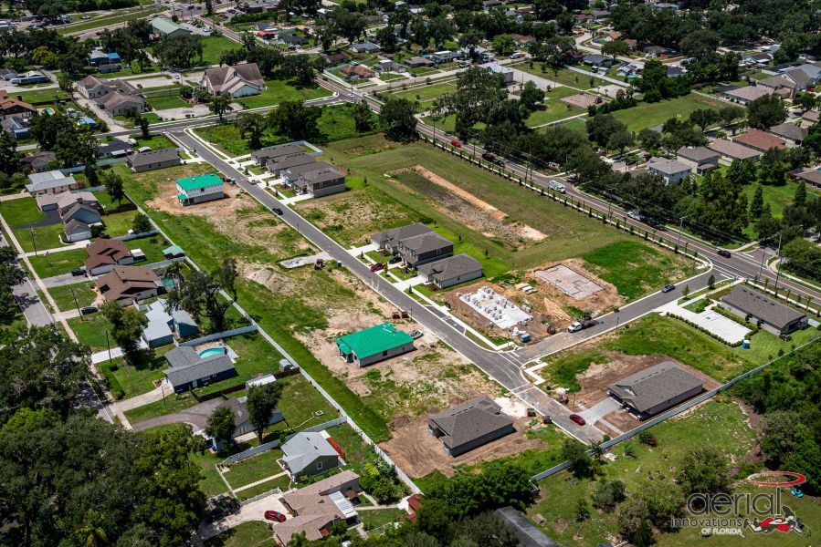 Aerial view of the Myers Estates community in Seffner, FL, showing layout and nearby surroundings (Image 11). Aerial view of the Myers Estates community in Seffner, FL, showing layout and nearby surroundings (Image 11).