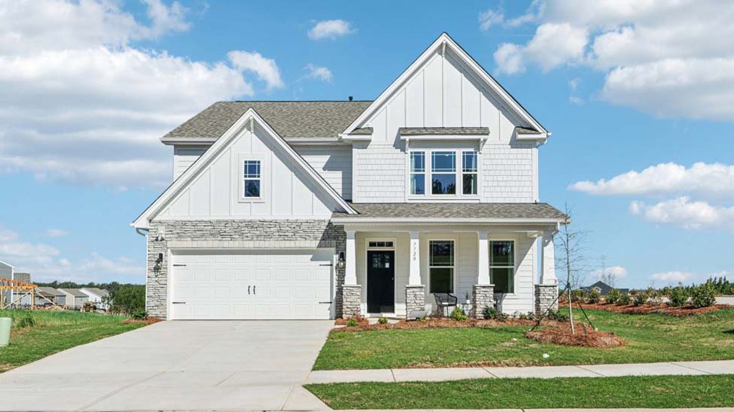 Front exterior of a home in the Laurelbrook community, located in Sherrills Ford, NC (Image 11).