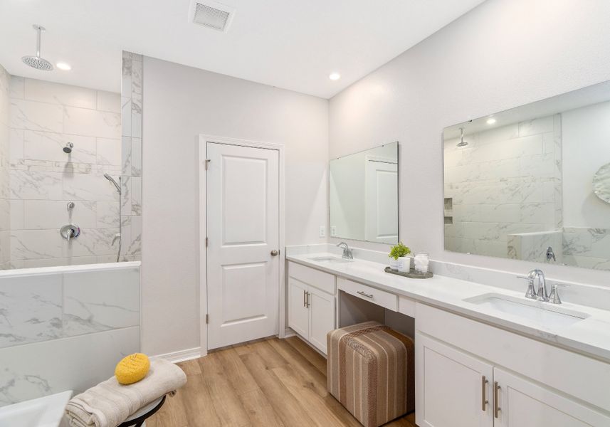 Furnished interior in a model home at Cantonment in Cantonment (Image 11).