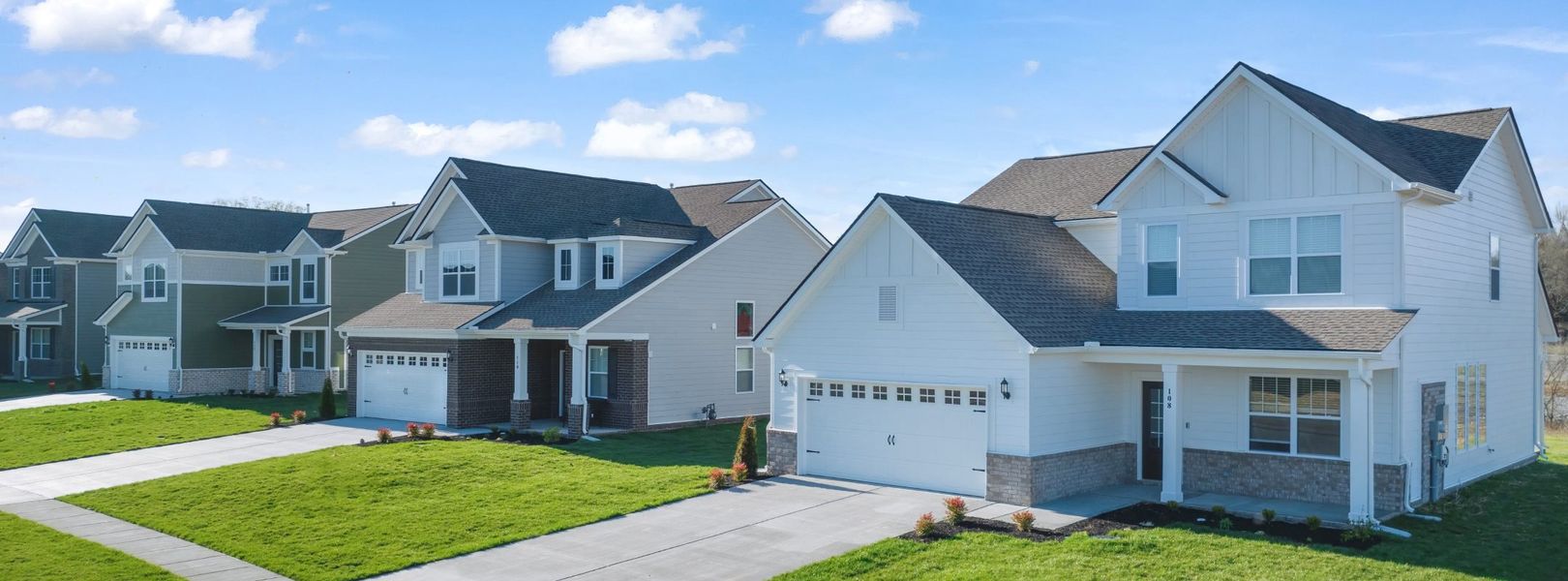 Ravens Crest Streetscape Ravens Crest Streetscape