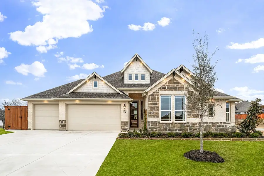 Front exterior of a home in the Heartland community, located in Heartland, TX (Image 3).