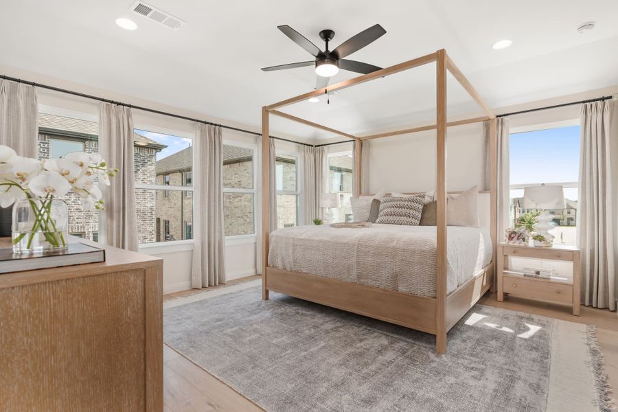 Castle Hills Northpointe Townhomes Main Bedroom by American Legend Homes