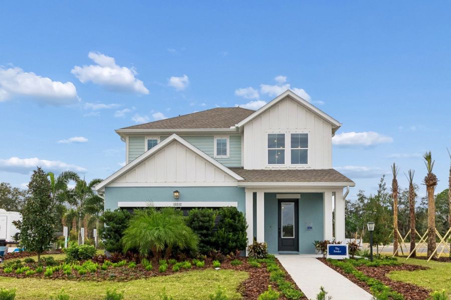 Front exterior of a home in the Eastlyn community, located in Bradenton, FL (Image 3).