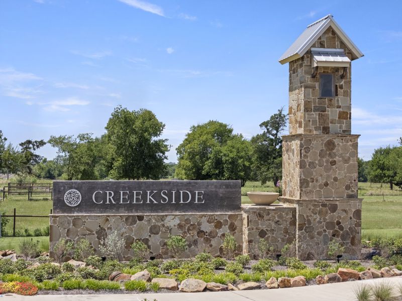 Entrance to the Creekside community in Royse City, TX, featuring signage and landscaping (Image 19).