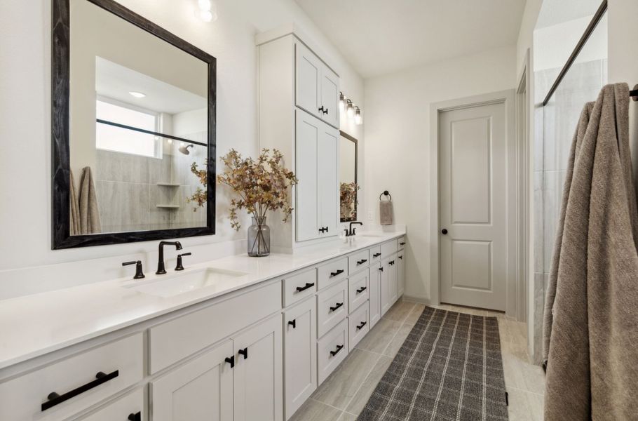 Furnished interior in a model home at Hazelwood 40' Series in Frisco (Image 25).