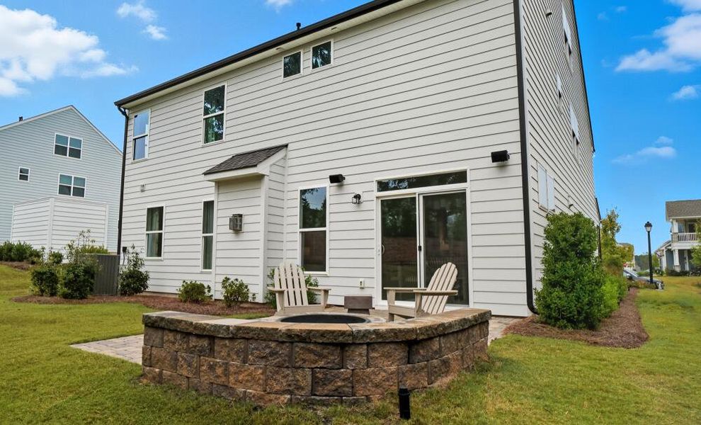Exterior details of a home in Summerlin, Mooresville (Image 20).