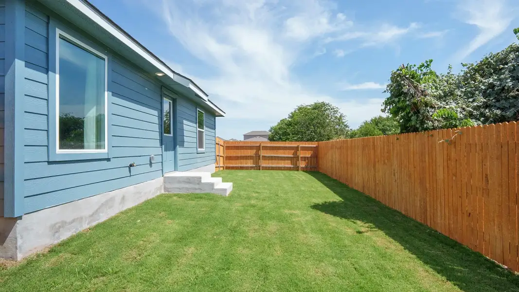 Exterior details of a home in Hidden Trails, Belton (Image 5).
