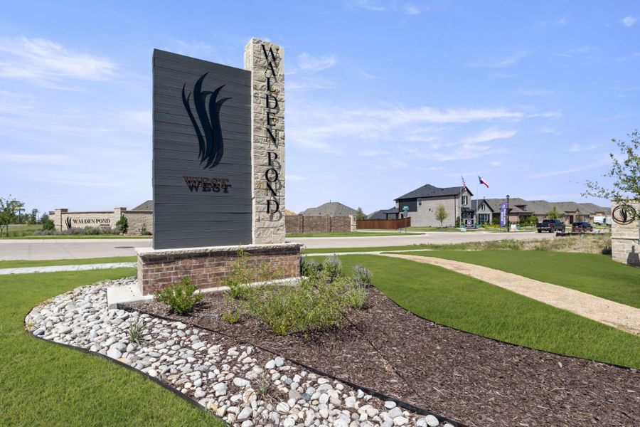 Entrance to the Walden Pond community in Forney, TX, featuring signage and landscaping (Image 15).