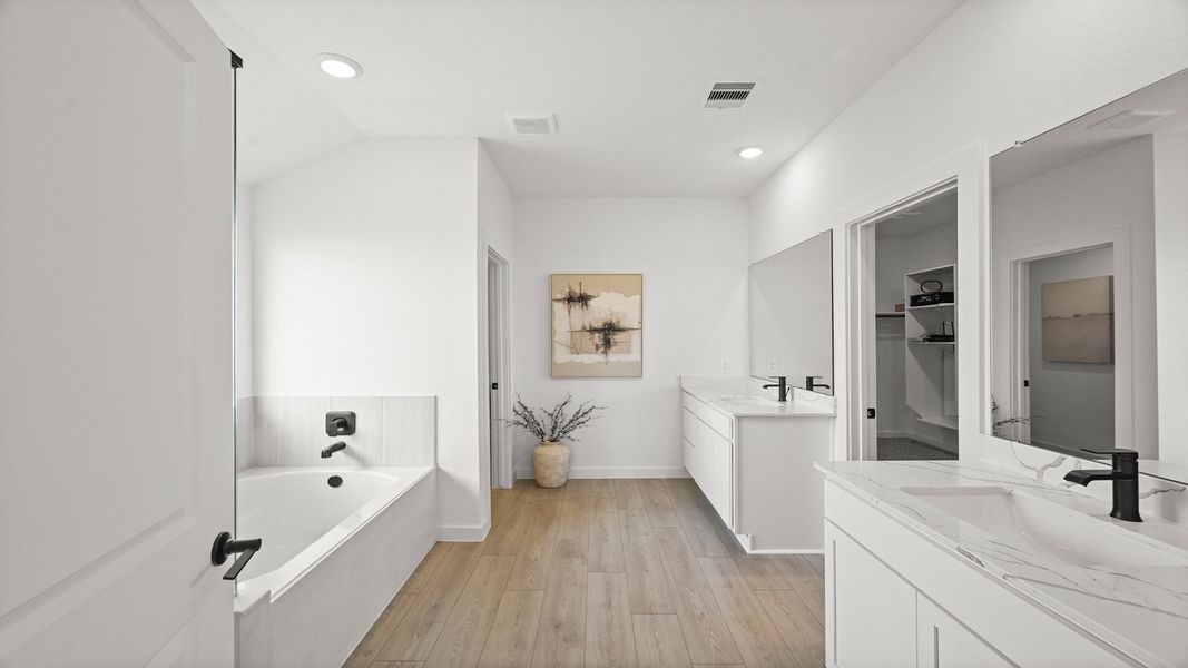 Furnished interior in a model home at Riverside Estates in Mont Belvieu (Image 31).