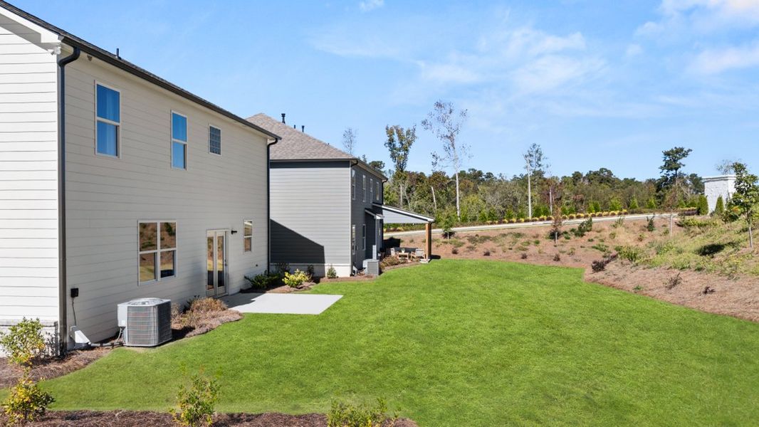 Exterior details of a home in Hamptons at Riverwood South, Dallas (Image 17).