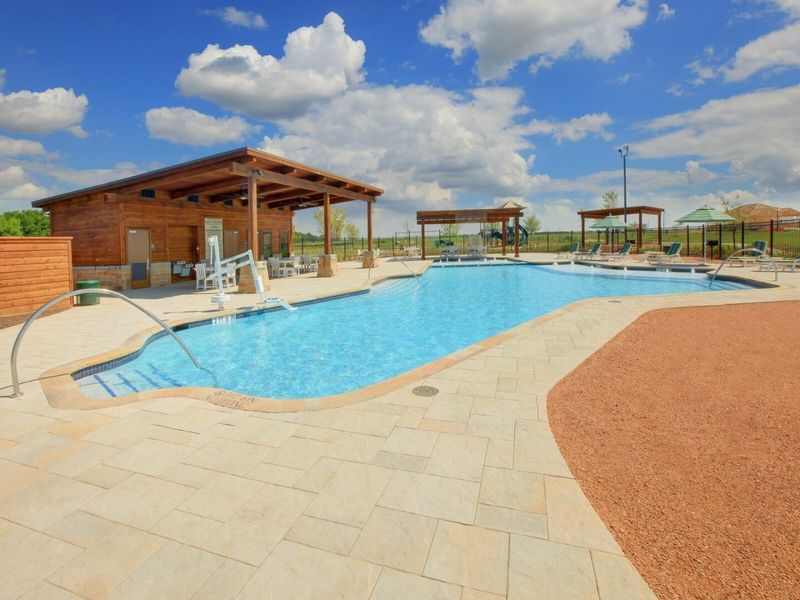 Image 4 of the ArrowBrooke - Classic Series community in Aubrey, TX.