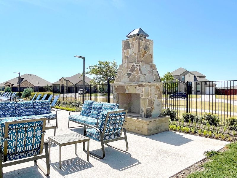 Copper Creek Fire Pit. Copper Creek New Homes in Fort Worth, TX