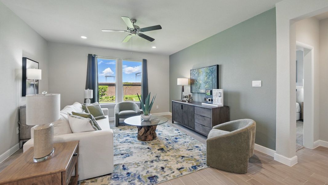 Furnished interior in a model home at Rock Creek Ranch in Fort Worth (Image 27).