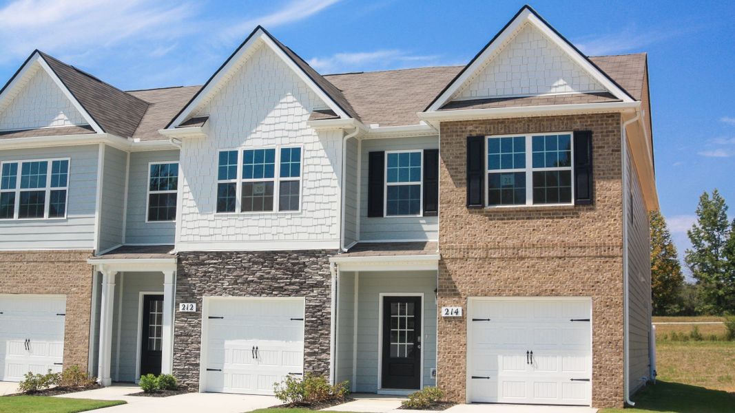 Front exterior of a home in the Paddington Place community, located in Baxter, TN (Image 2).
