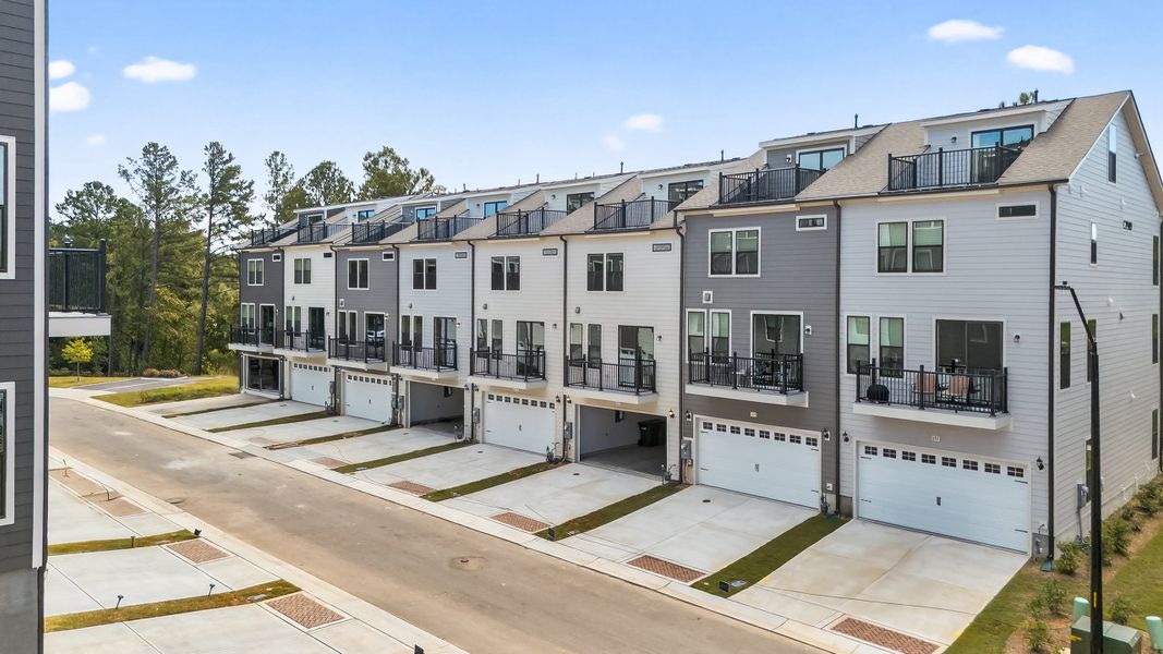 New Homes in Cary, NC.  - Slide 37