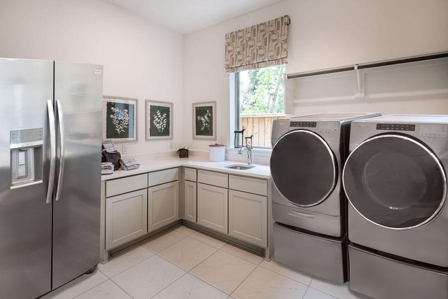 Furnished interior in a model home at The Highlands in Porter (Image 43).