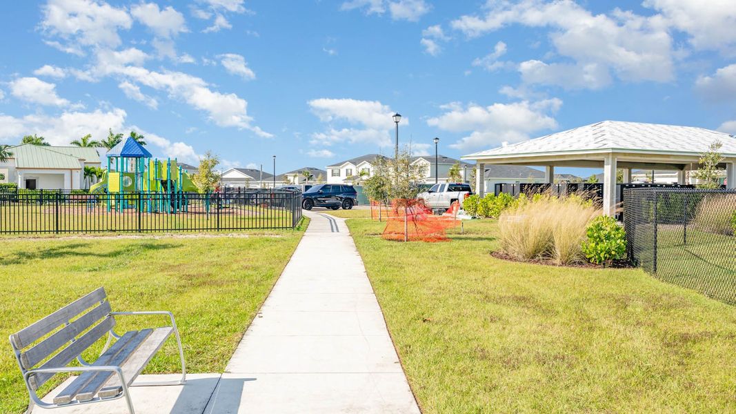Community amenity available to residents of Central Park Townhomes in Port St. Lucie (Image 18).